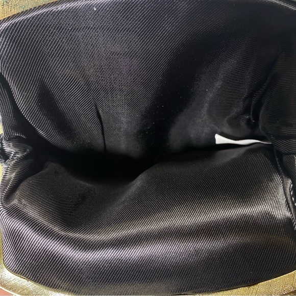 REGAL Small Black Beaded clutch VINTAGE gold frame chain strap made in Hong Kong - Picture 4 of 9